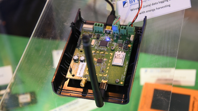 Remote LoRa Monitoring System Transceiver