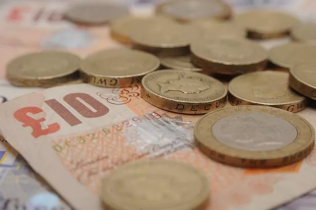 £200