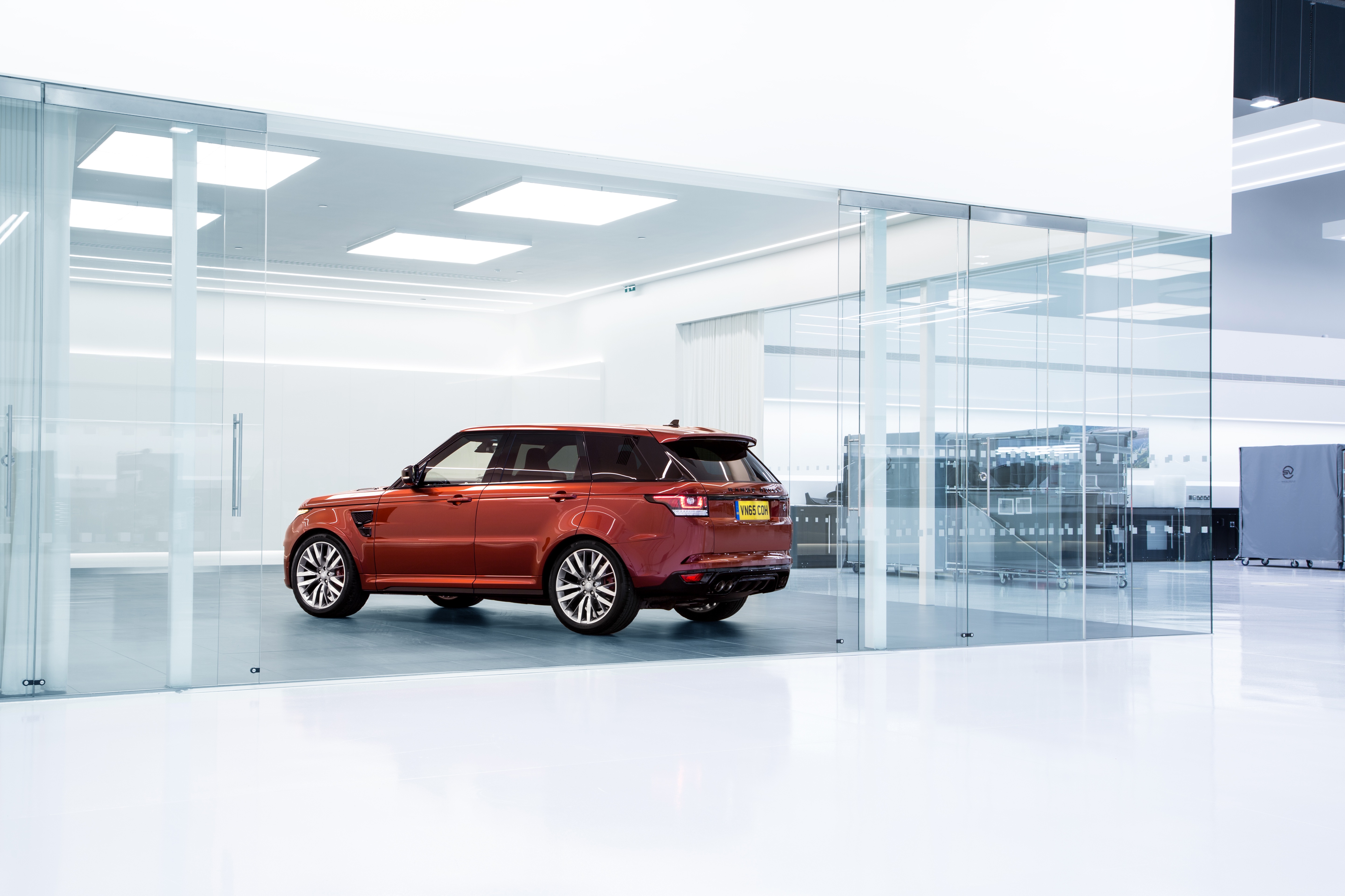 Jaguar Land Rover's zero emission vehicle technology secures £2.5 million